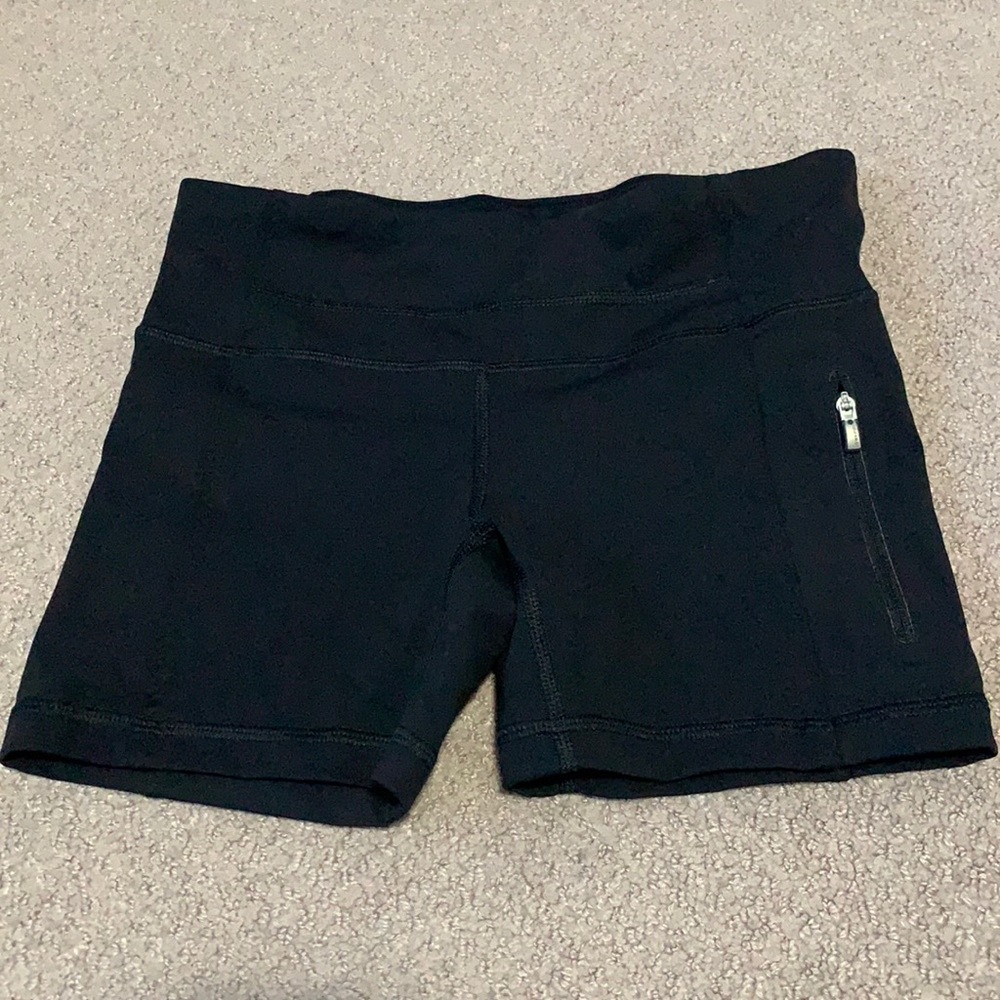 Lululemon black bike shorts